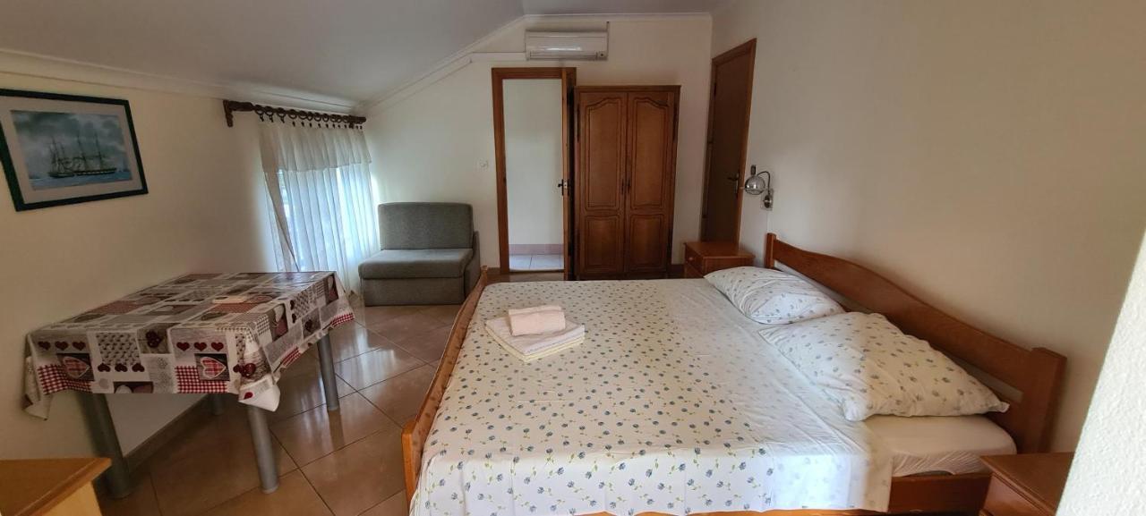 Apartments By The Sea Orebic, Peljesac - 16648 Ngoại thất bức ảnh